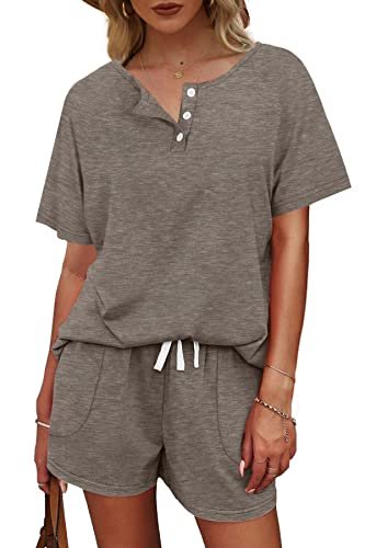 Women's Lounge Set: Button-Down Top and Shorts with Pockets